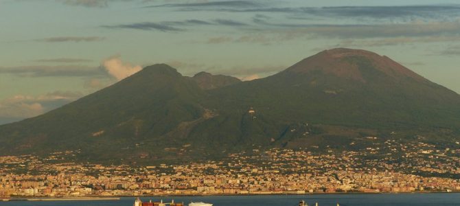 Neapel und der Golf vor Sorrent
